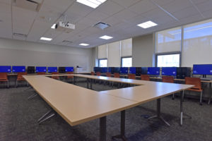 image of a computer classroom in Higgins Hall.