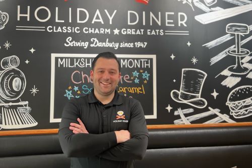 Alumnus George Psarofagis finds recipe for business success at WCSU