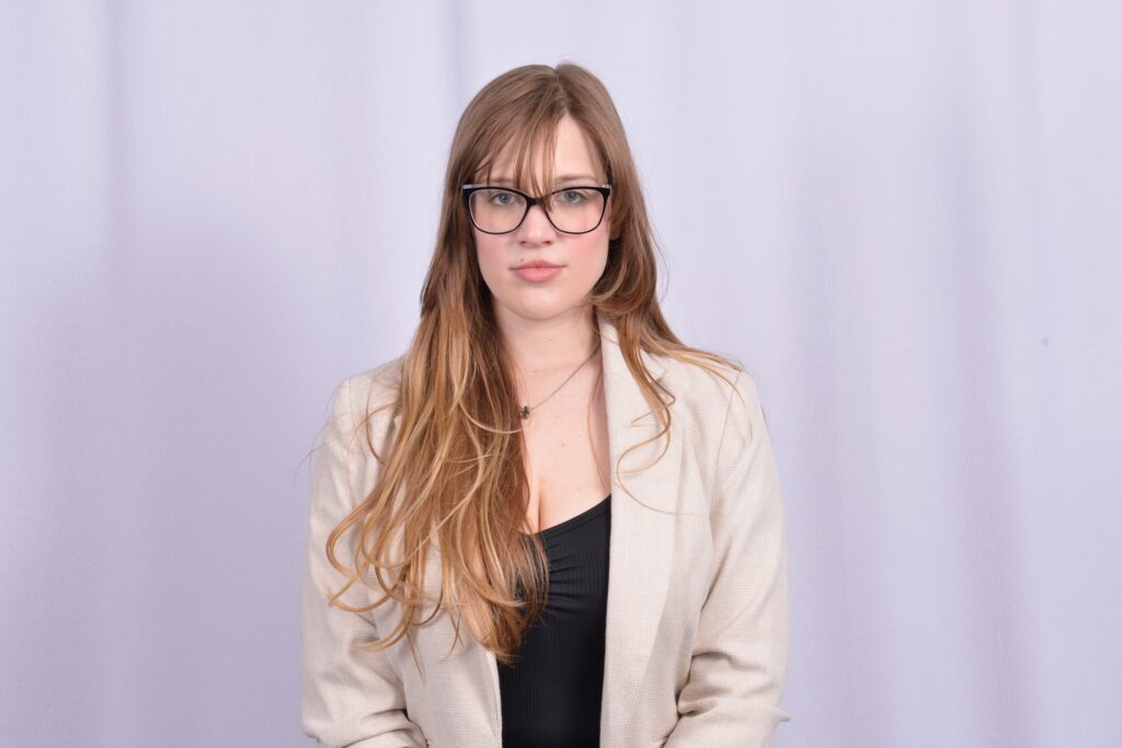Perseverance pays off for recent Criminology graduate Megan Dingee Perseverance pays off for recent Criminology graduate Megan Dingee, who’s already on her way to a master’s degree in Homeland Security